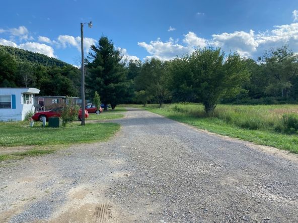160 Railroad Ave, Roulette, PA 16746